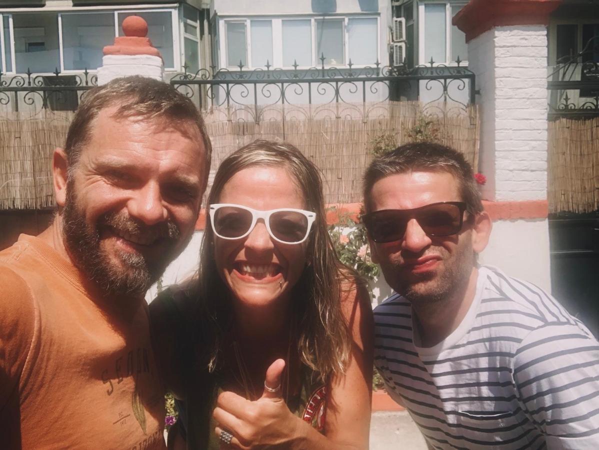 Nomado Hostel Varna Exteriör bild