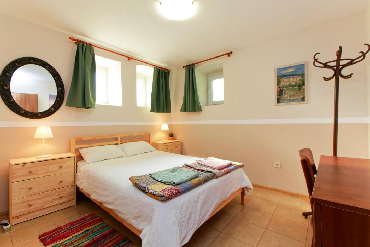 Nomado Hostel Varna Exteriör bild